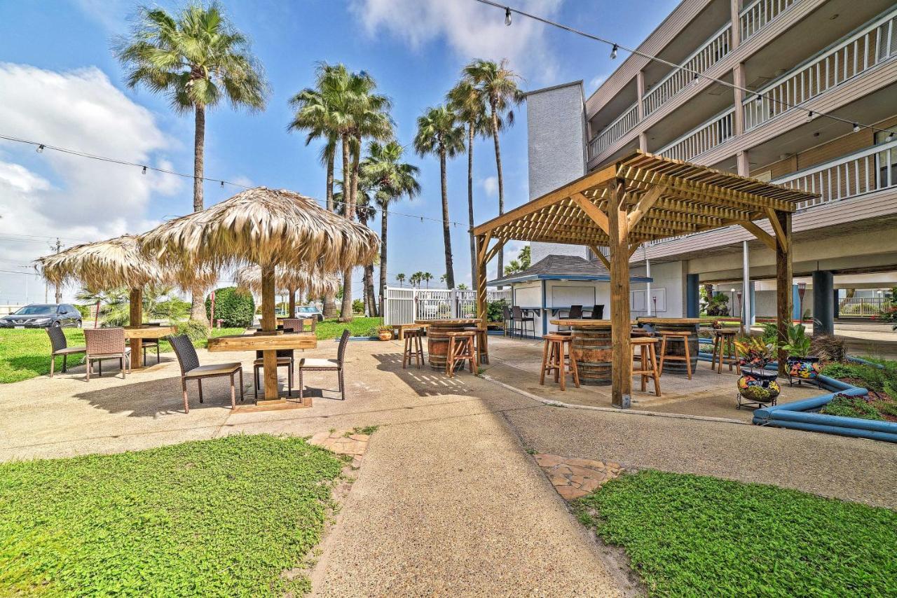 Updated Front Beach Condo With Resort Amenities! Corpus Christi  Kültér fotó
