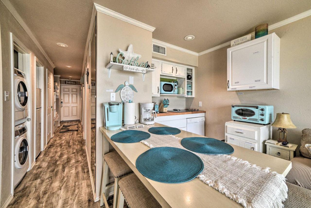 Updated Front Beach Condo With Resort Amenities! Corpus Christi  Kültér fotó