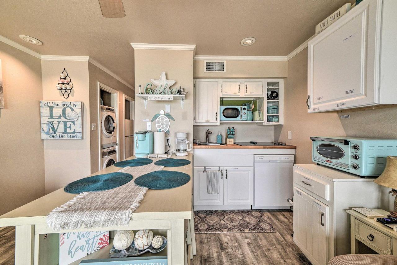Updated Front Beach Condo With Resort Amenities! Corpus Christi  Kültér fotó