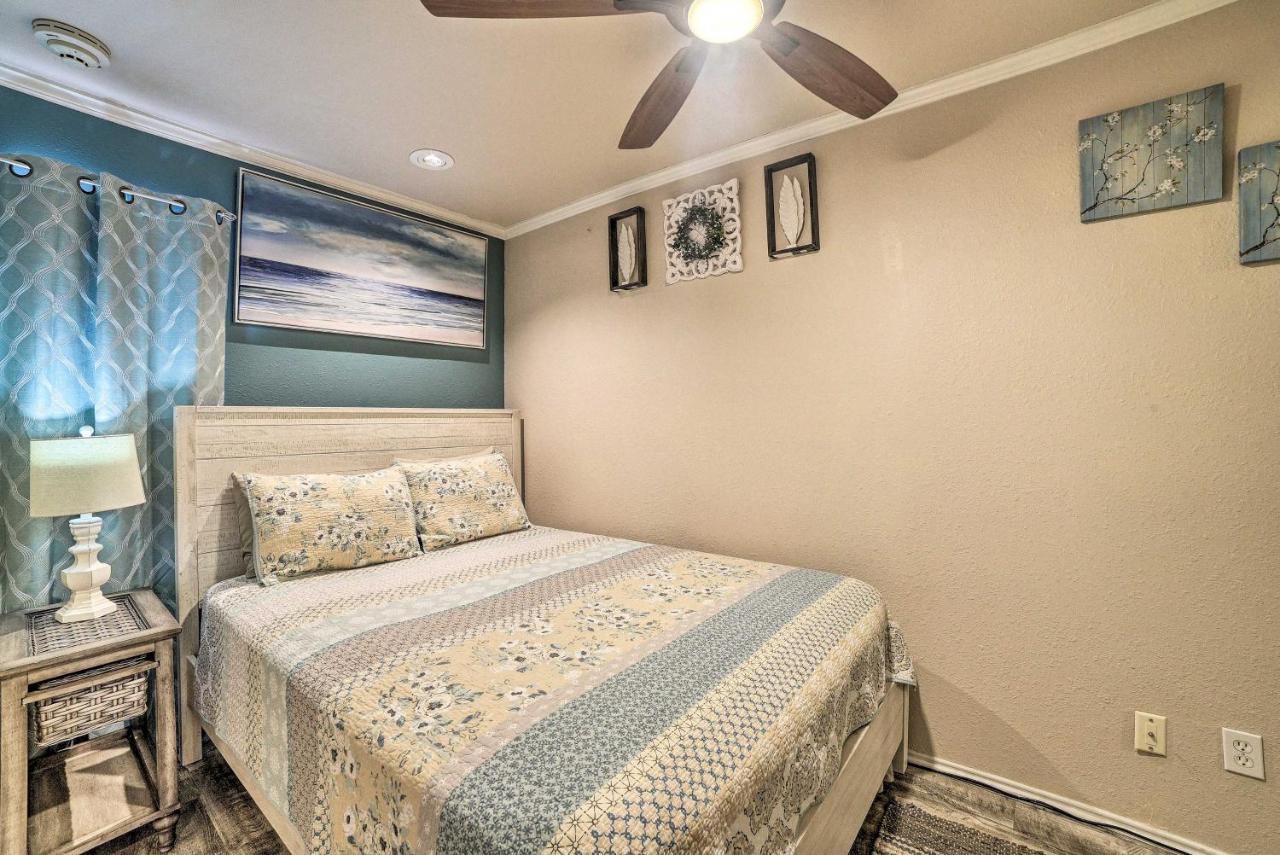 Updated Front Beach Condo With Resort Amenities! Corpus Christi  Kültér fotó
