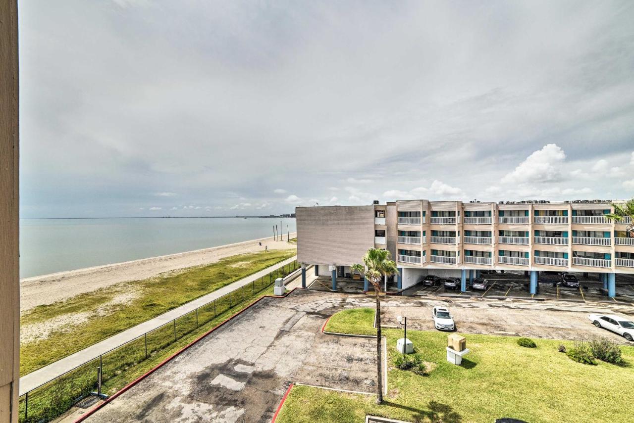 Updated Front Beach Condo With Resort Amenities! Corpus Christi  Kültér fotó